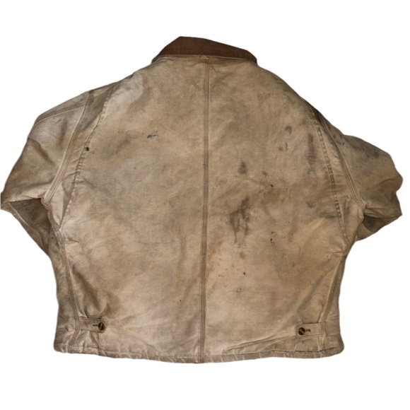 Vintage Thrashed Carhartt Jacket - Picture 4 of 5